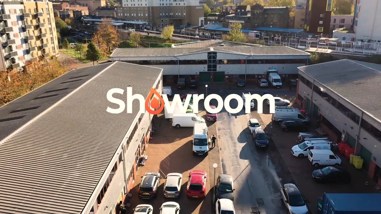 Carica video: Video dello showroom di caminetti a Greenwich, Londra.