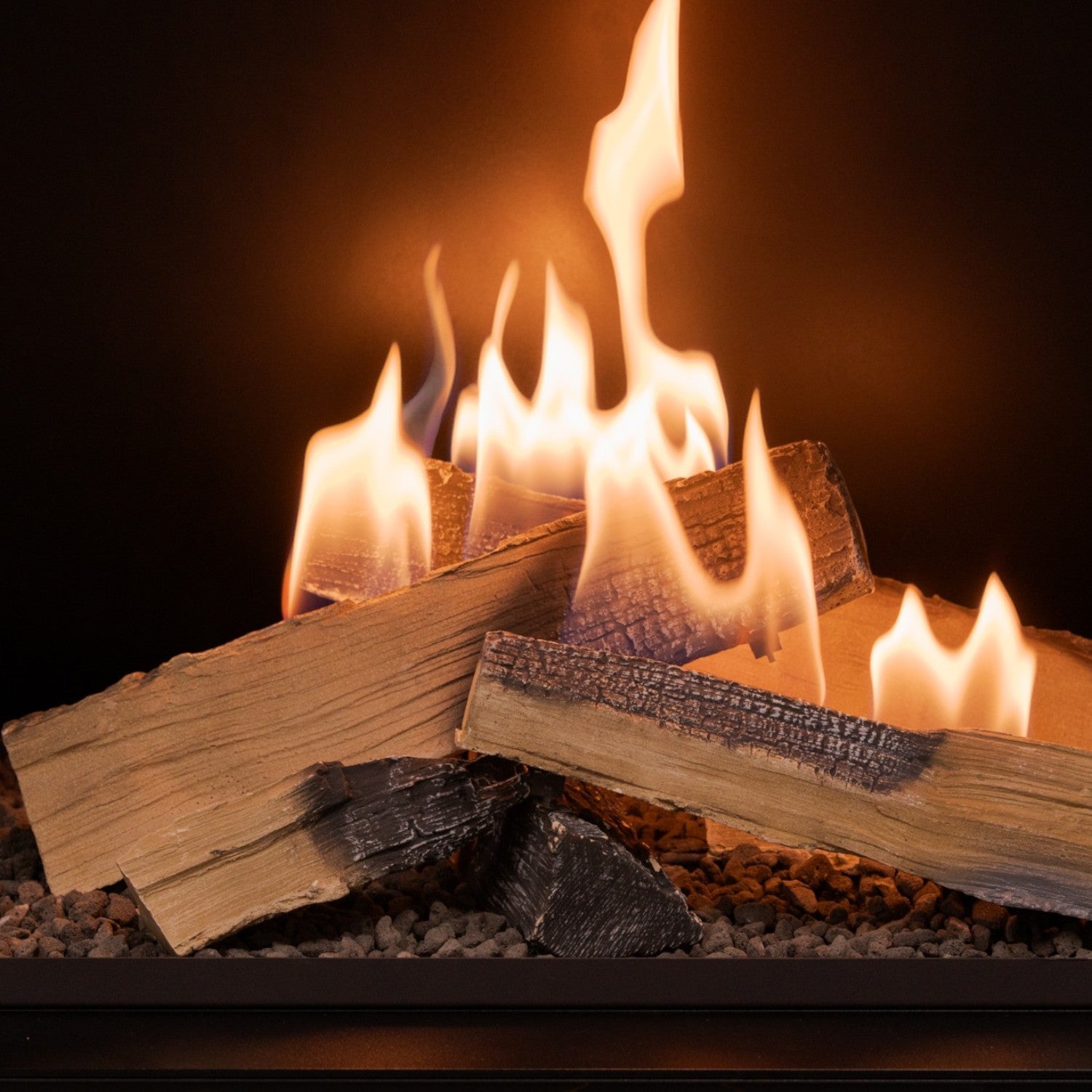 Planika FLA4 990 Logs – Bruciatore a bioetanolo telecomandato con fiamme realistiche su ceppi