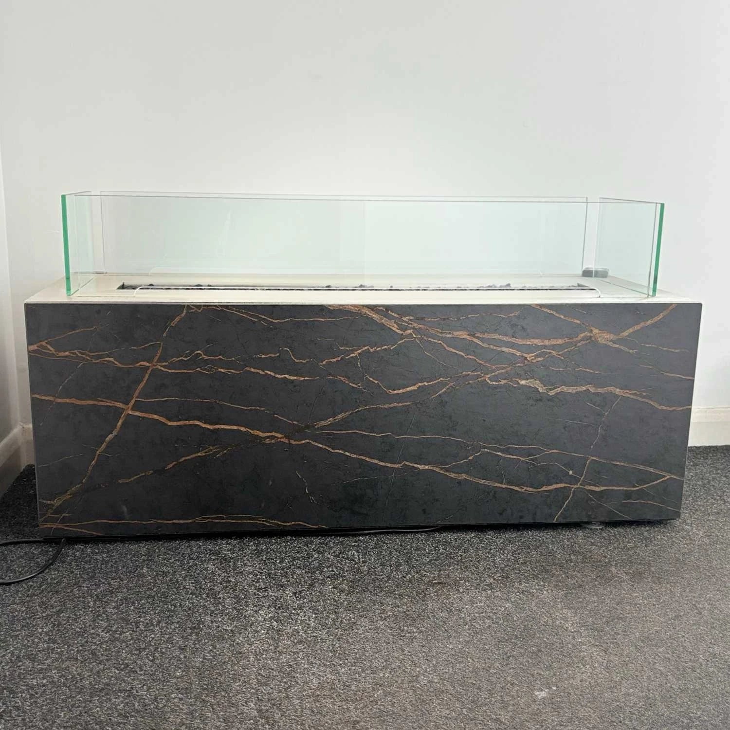 Planika Cabo Laurent - Freestanding remote controlled bioethanol fireplace