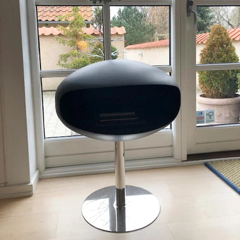 Cocoon Pedestal - Biocamino da Terra Nero + Base in Acciaio