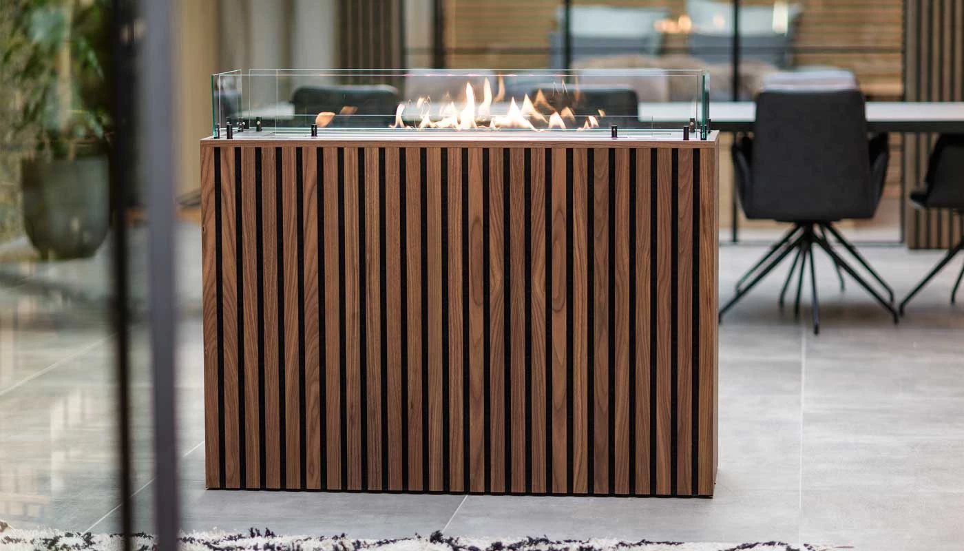 I-wood basic acoustic panels with an integrated bio fire